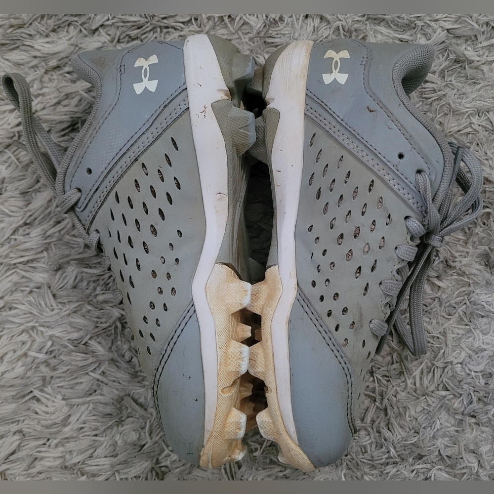 Under Armour Gray Youth Cleats